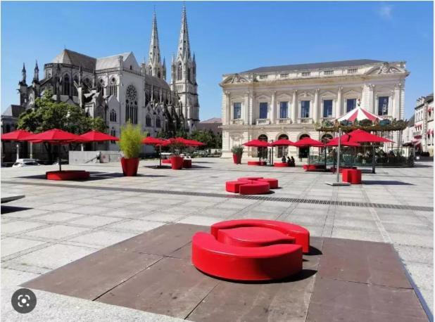 Les Arcades Studio Coeur De Ville โชเลต์ ภายนอก รูปภาพ